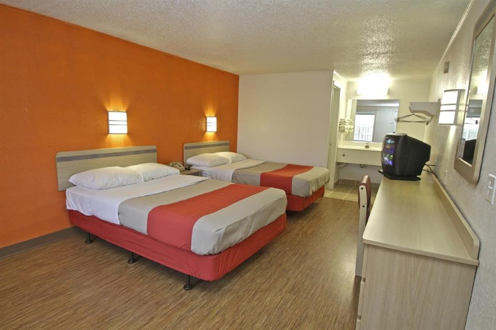 Motel 6 Kalamazoo Pokoj fotografie